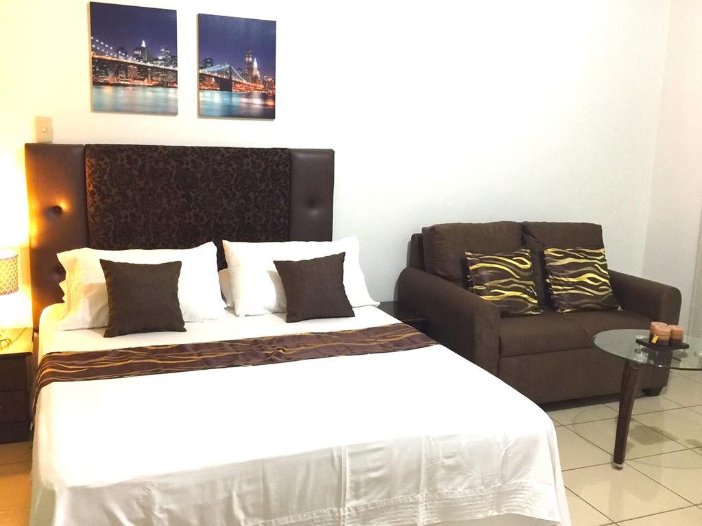 Mch Suites At Robinson'S Place Residences Manila Zewnętrze zdjęcie